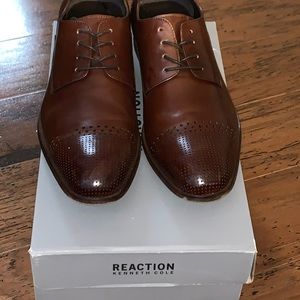 Kenneth Cole Shoes size 10.5 worn once